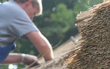 professional Loch Euphort thatchers